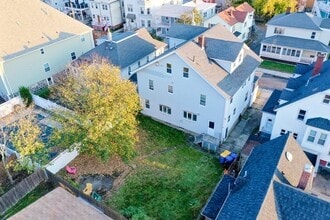 18 Tewksbury St, Unit 1 in Winthrop, MA - Building Photo - Building Photo