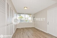 8561 Midwood Ave photo'