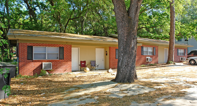 1962 W Pensacola St in Tallahassee, FL - Building Photo - Building Photo