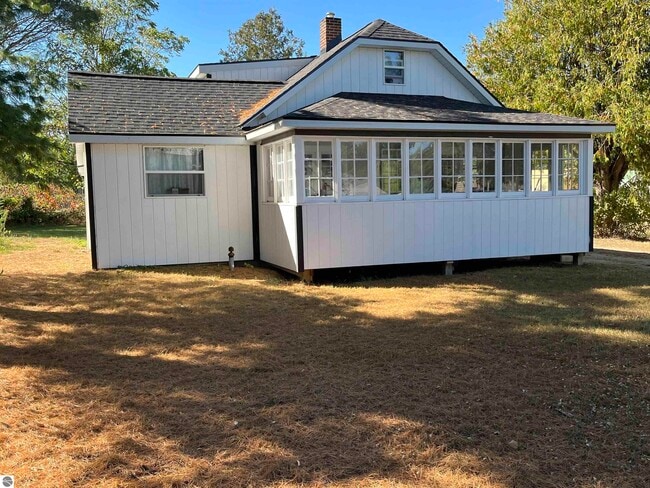 property at 2626 Depot Rd