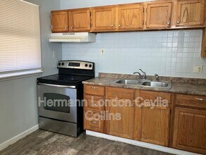 9839 Medford Dr in St. Louis, MO - Building Photo - Building Photo