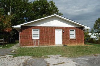 2717 Woodrow Dr in Knoxville, TN - Building Photo - Building Photo