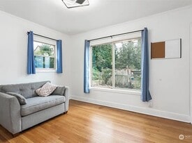 710 Prospect Ave N in Kent, WA - Building Photo