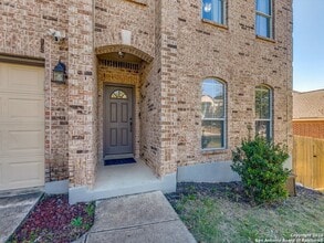 8514 Espanola Dr in Helotes, TX - Building Photo - Building Photo
