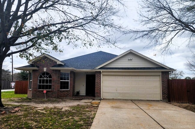 6923 Creek Village Dr