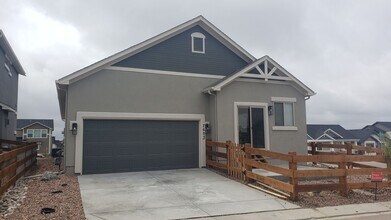 7605 Red River Wy in Colorado Springs, CO - Building Photo - Building Photo