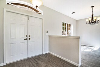 3714 Royal Cypress Ln in Wellington, FL - Foto de edificio - Building Photo