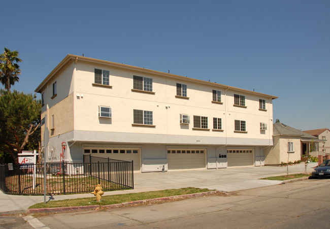 6605-6611 Lemp Ave in North Hollywood, CA - Building Photo - Building Photo