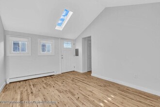 1314 Squirrel Rd in Wall Township, NJ - Building Photo - Building Photo