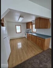 911 N 15th St in Bismarck, ND - Building Photo - Building Photo