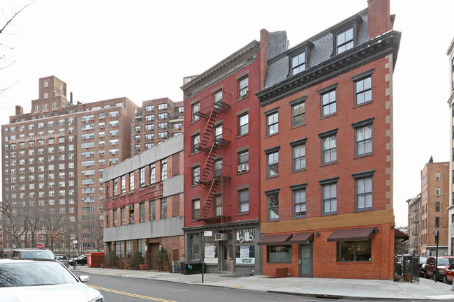 Cooperative in New York, NY - Foto de edificio - Building Photo
