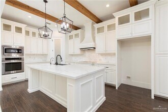 2502 W Elbrus Ave in Edinburg, TX - Building Photo - Building Photo