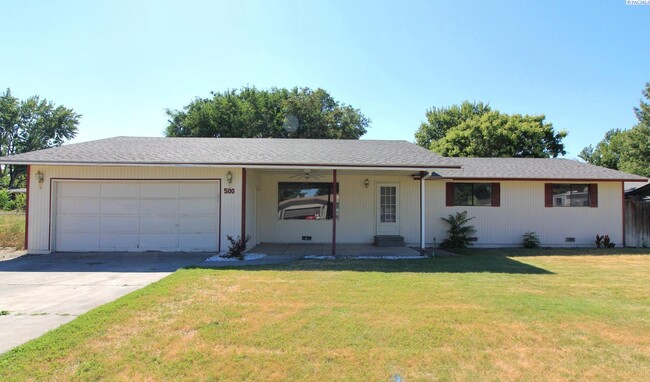 500 S Buchanan Pl in Kennewick, WA - Building Photo - Building Photo