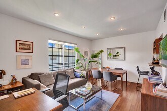 815 Euclid Ave in Miami Beach, FL - Building Photo - Building Photo