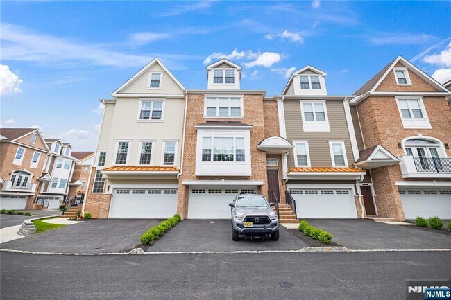 902 Opus Wy in Montvale, NJ - Building Photo - Building Photo