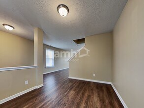 1621 Wagner Dr in Shelbyville, IN - Foto de edificio - Building Photo