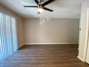 1840 Burton Dr in Austin, TX - Building Photo - Building Photo