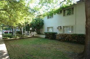 4408-4412 Cole Ave in Dallas, TX - Building Photo
