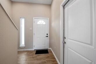 7937 Richland Dr in Houston, TX - Building Photo - Building Photo