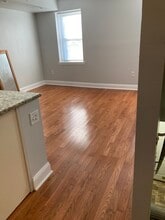 1439 Brown St, Unit 1439 - 2 in Philadelphia, PA - Building Photo - Building Photo