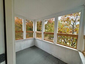 8 Read St in New Haven, CT - Building Photo - Building Photo