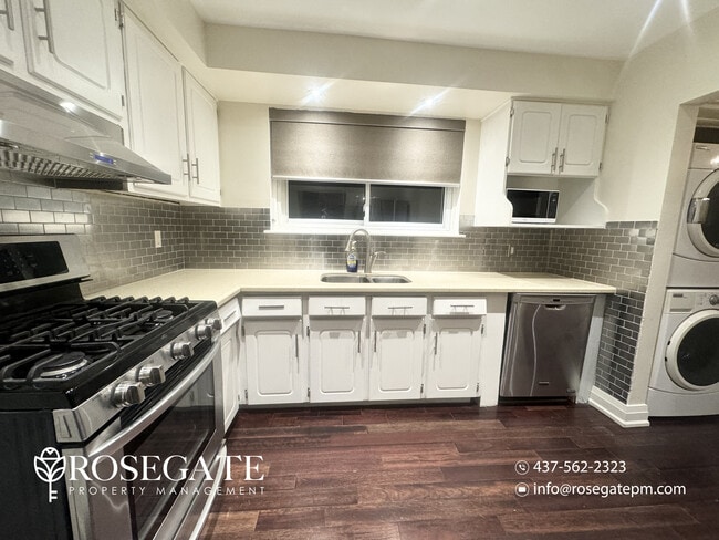 1474 Sandgate Crescent in Mississauga, ON - Building Photo - Building Photo