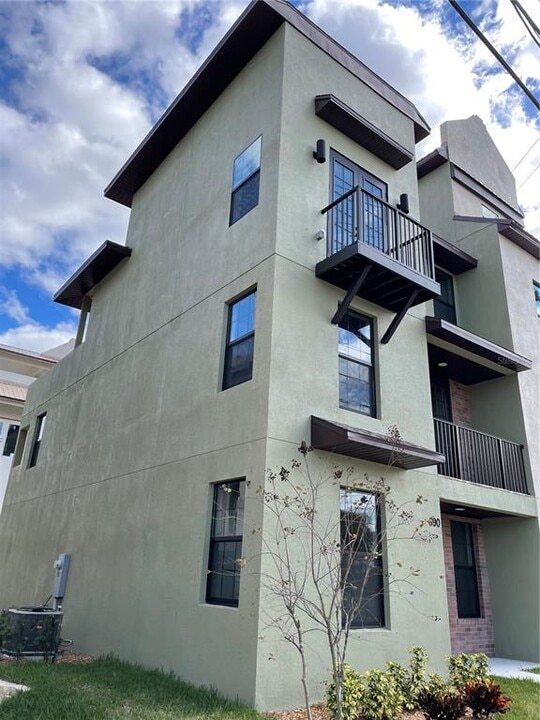 890 Florida Ave in Cocoa, FL - Building Photo