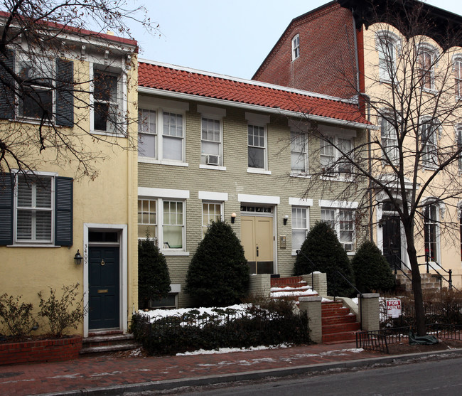 3405 Prospect St NW in Washington, DC - Foto de edificio - Building Photo