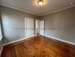 19 Malvey St in Fall River, MA - Building Photo - Building Photo