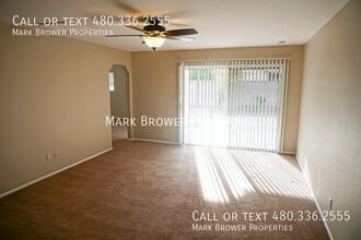 409 W Mission Dr in Chandler, AZ - Building Photo - Building Photo