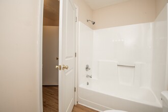 3051 Dow Dr in Knoxville, TN - Building Photo - Building Photo