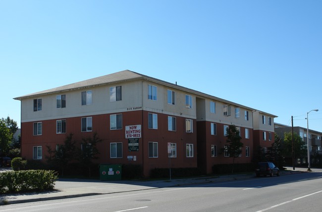 Hill Point Apartments in Anchorage, AK - Building Photo - Building Photo