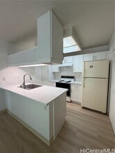 441 Mananai Pl in Honolulu, HI - Building Photo - Building Photo
