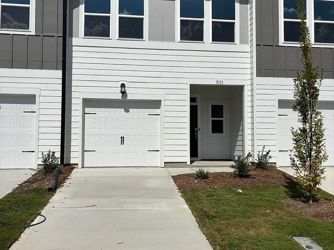 3111 Vitner Dr in Durham, NC - Foto de edificio - Building Photo