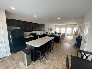 217 Crofton Ct in Stephenson, VA - Building Photo - Building Photo