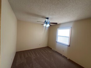 817 E Rosebrier St in Springfield, MO - Building Photo - Building Photo