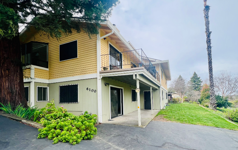 6100 Stonehill Dr in Rocklin, CA - Building Photo