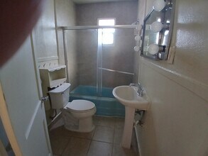 1230 Montrose Pl SW in Albuquerque, NM - Building Photo - Building Photo