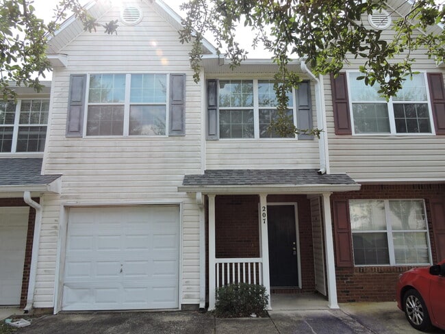 property at 207 Swaying Pine Ct