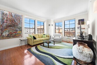 519 Harrison Ave in Boston, MA - Building Photo - Building Photo