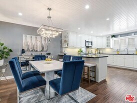 17213 Palisades Cir in Los Angeles, CA - Building Photo