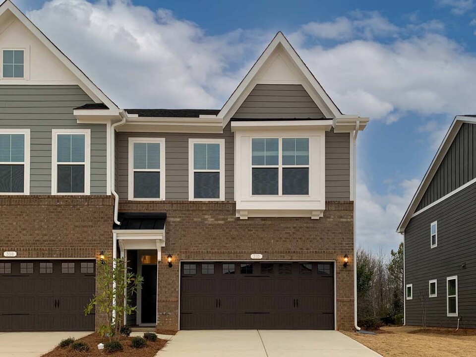 Stephens Farm in Holly Springs, NC - Building Photo