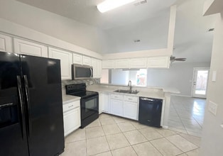 2159 Joseph Hewes Ct in Orange Park, FL - Building Photo - Building Photo