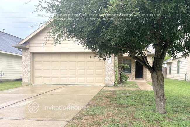 property at 15835 Regal Trace Ln