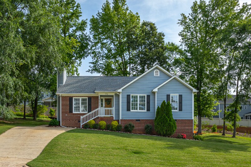 976 St Catherines Dr in Wake Forest, NC - Building Photo