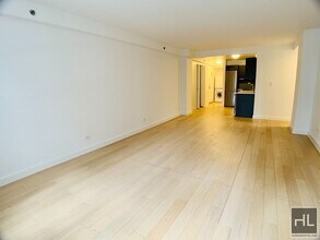 East 39th Street in New York, NY - Building Photo - Building Photo