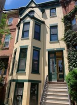 33 S Lake Ave in Albany, NY - Building Photo