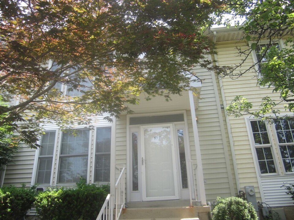 977 Joshua Tree Ct in Owings Mills, MD - Building Photo