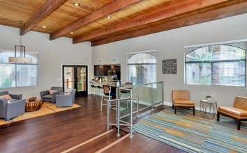 VIA 21 in Phoenix, AZ - Building Photo - Building Photo