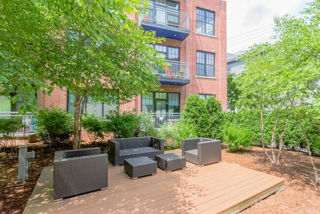 944 Dorchester, Unit 56 in Boston, MA - Building Photo - Building Photo